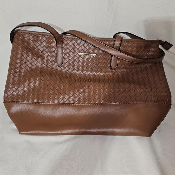 Handbags - Brown Woven Tote Bag & Wallet